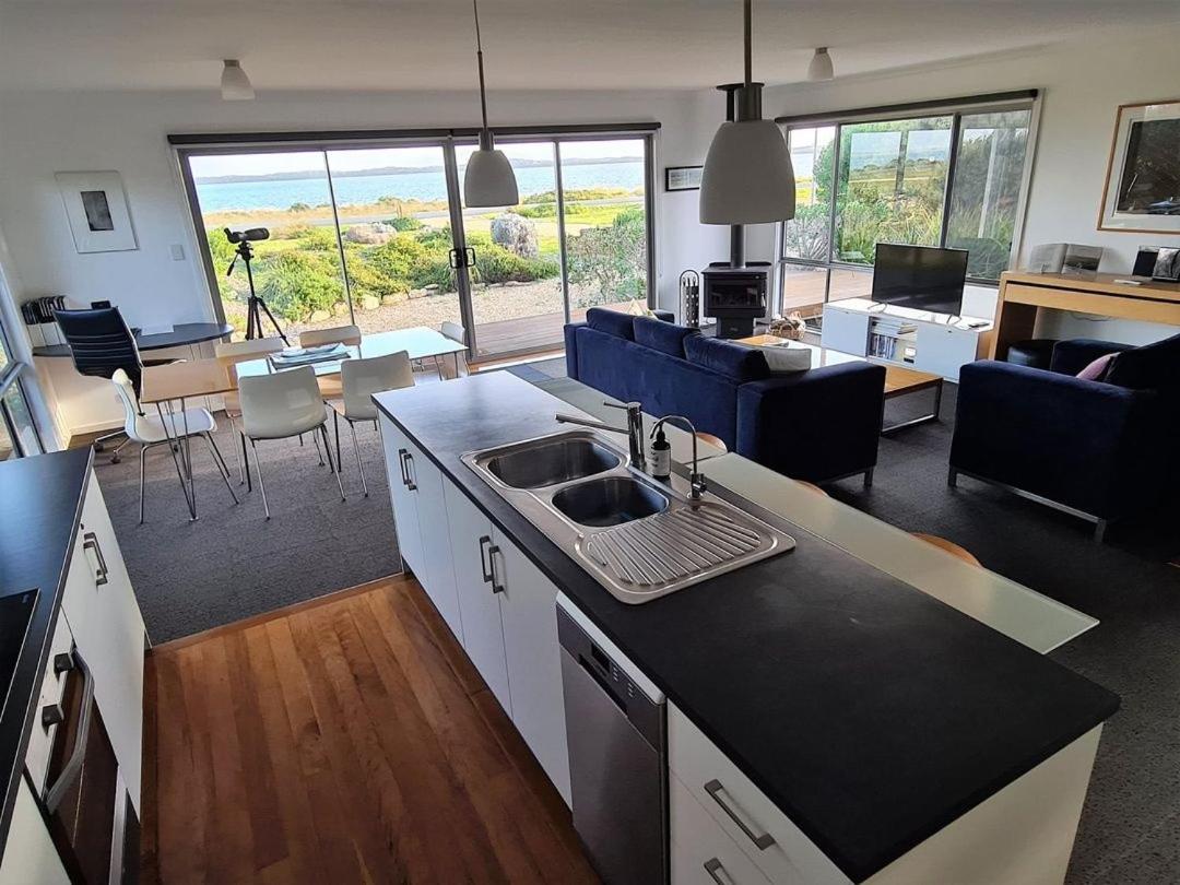Coorong Waterfront Retreat Villa Meningie Kültér fotó