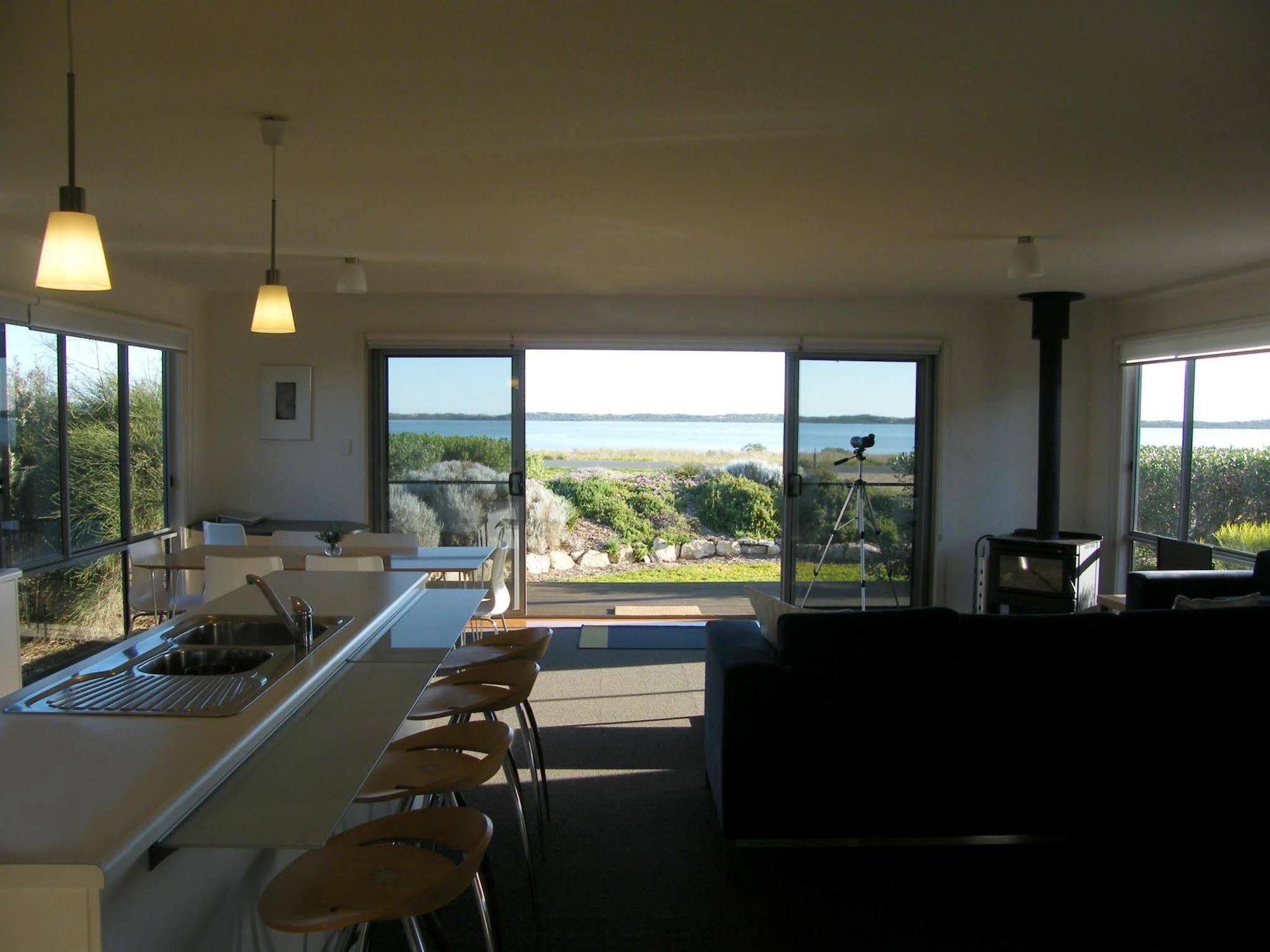 Coorong Waterfront Retreat Villa Meningie Kültér fotó