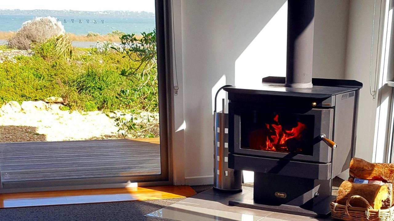 Coorong Waterfront Retreat Villa Meningie Kültér fotó